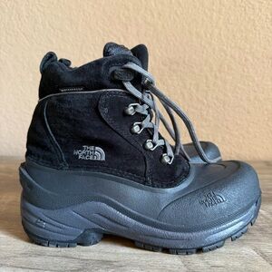 North Face Chilkat Lace II Waterproof Winter Boots Youth Size 3